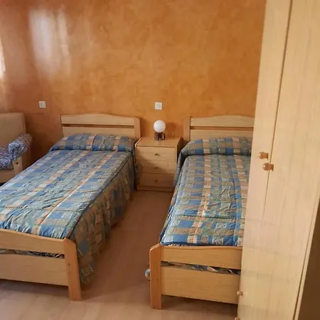 Konukevi El Parque 3*